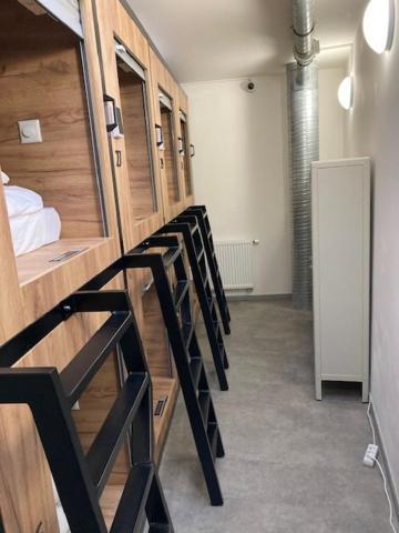 Capsule Hostel Andel Centre Spirit Prag Eksteriør billede