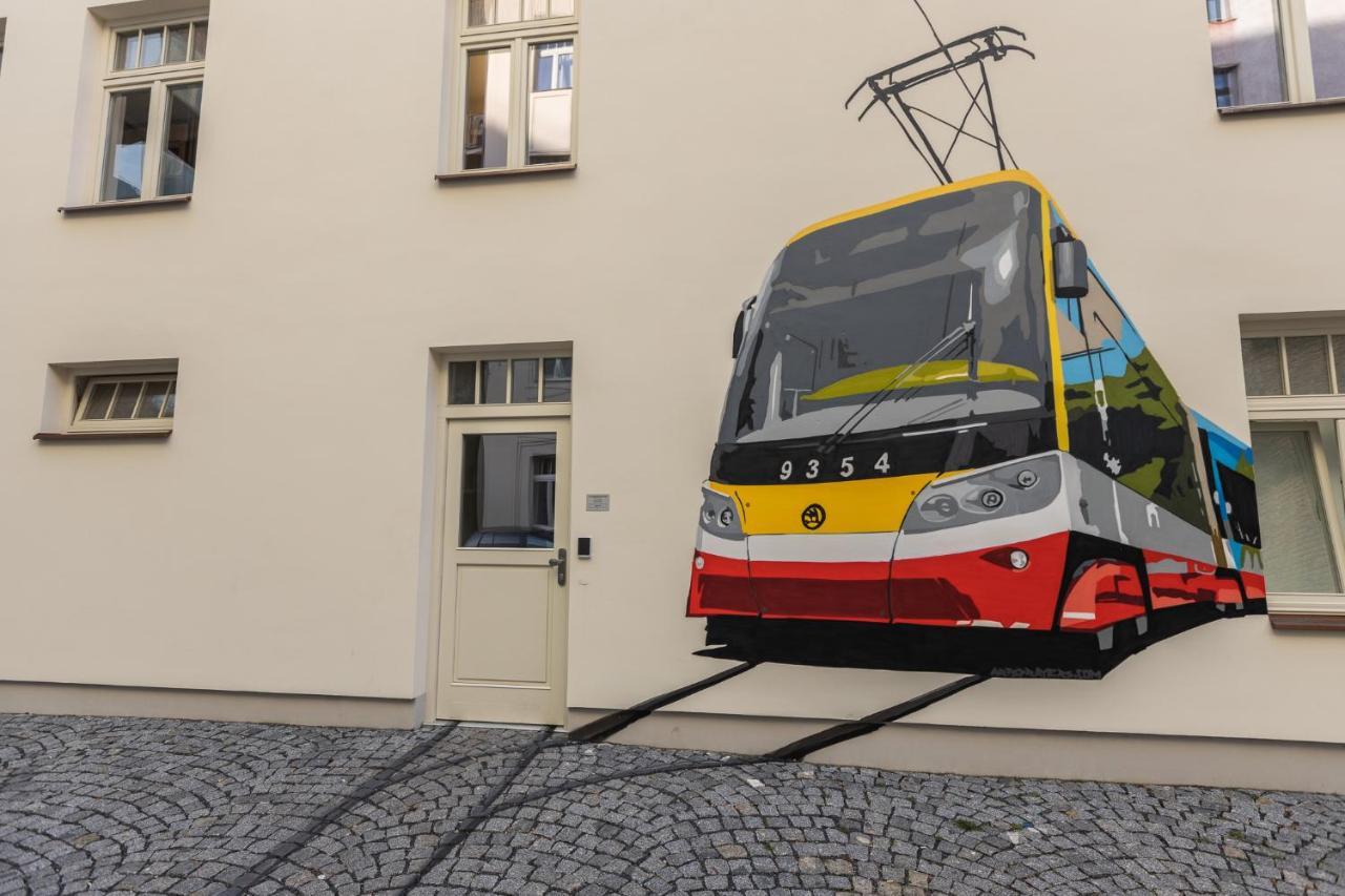 Capsule Hostel Andel Centre Spirit Prag Eksteriør billede