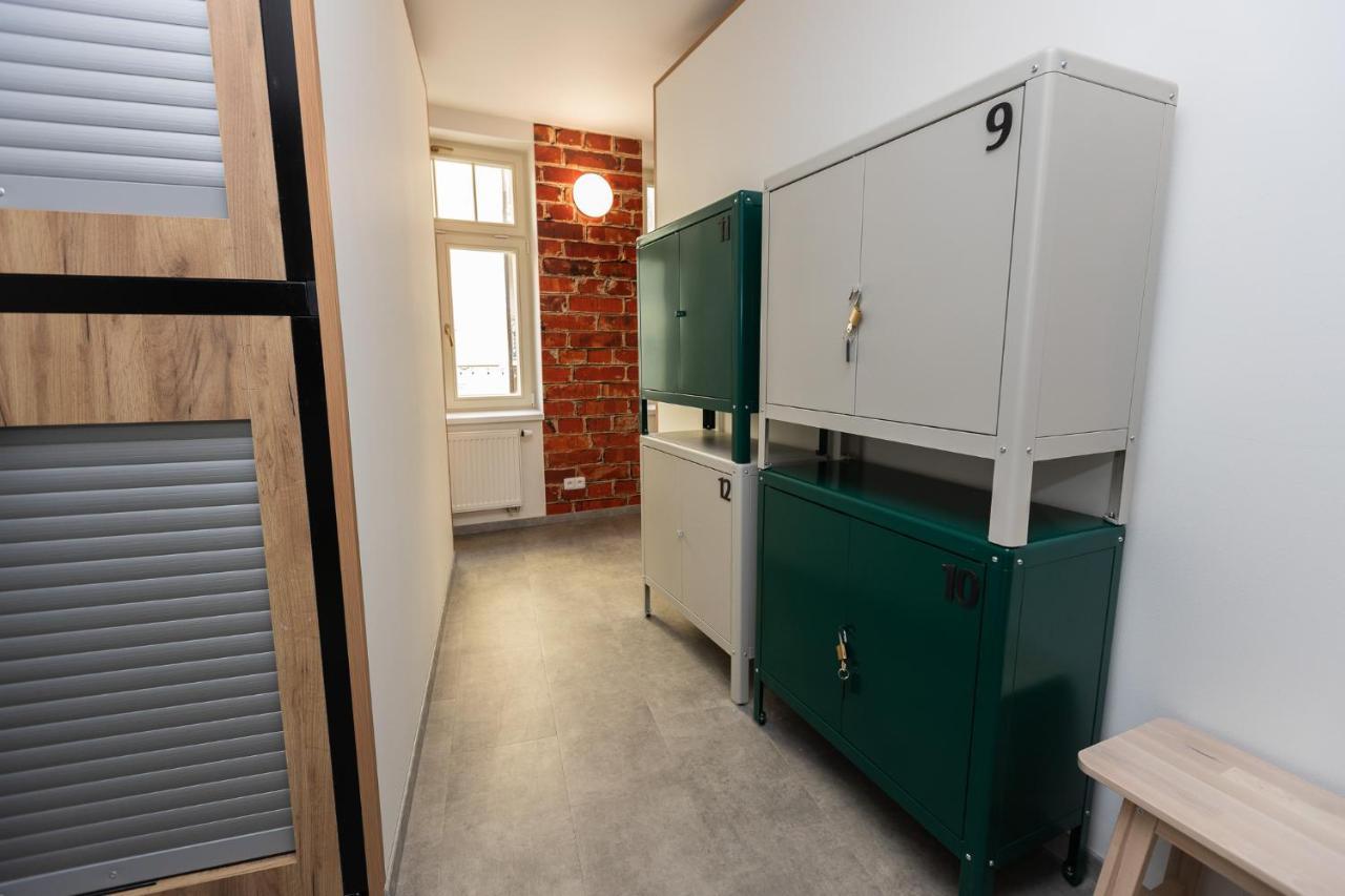 Capsule Hostel Andel Centre Spirit Prag Eksteriør billede